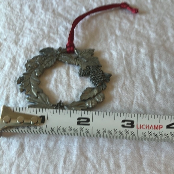 Seagull Pewter: 1995 Vintage Christmas Wreath Ornament- Canada - Picture 10 of 12